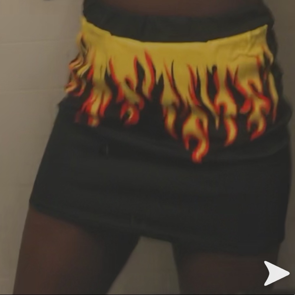 Trashed skirt mini
